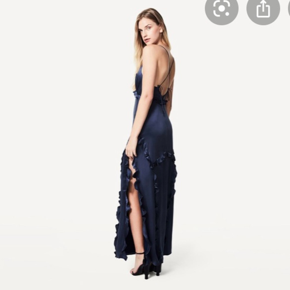 Fame & Partners Blue Evening Dress